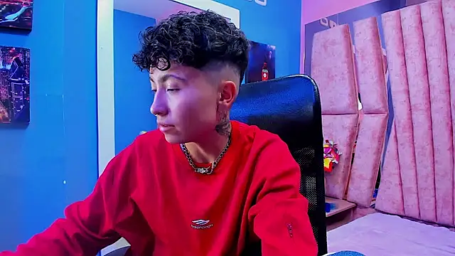 Im Mathias online show from 12-05-25, 01:25