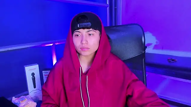 Im Mathias online show from 12-19-25, 04:41