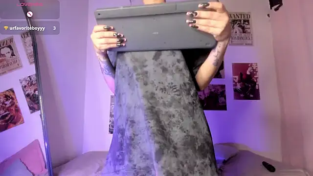 Luna-Chann online show from 04-24-26, 12:46