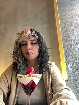 Sweet Chaos online show from 02-27-25, 03:05