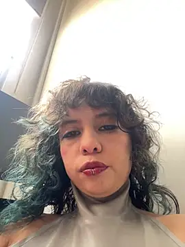 Snapshot of Sweet_Chaos chatting on 03-16-26, 05:39 Sweet Chaos online show from 03-16-26, 05:39