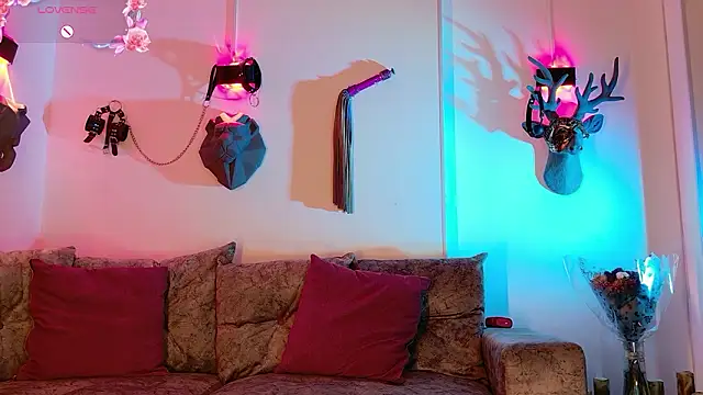 Snapshot of Sweet_Chaos chatting on 03-19-26, 08:35 Sweet Chaos online show from 03-19-26, 08:35