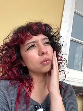 Snapshot of Sweet_Chaos chatting on 03-27-26, 07:24 Sweet Chaos online show from 03-27-26, 07:24