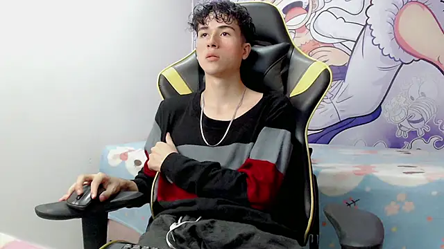 Snapshot of johnny_cagee chatting on 12-30-24, 07:15 johnny cagee online show from 12-30-24, 07:15