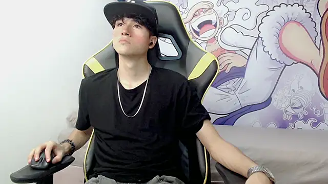 Snapshot of johnny_cagee chatting on 01-09-25, 06:06 johnny cagee online show from 01-09-25, 06:06