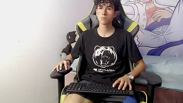 Snapshot of johnny_cagee chatting on 01-30-25, 07:18 johnny cagee online show from 01-30-25, 07:18