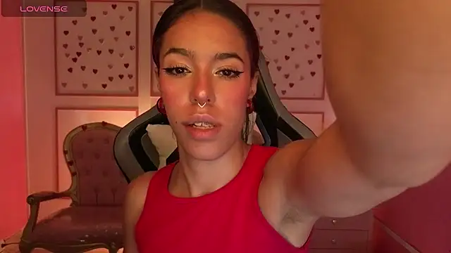 Snapshot of stephania_t chatting on 11-14-25, 11:53 stephania t online show from 11-14-25, 11:53