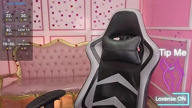 Snapshot of stephania_t chatting on 11-18-25, 12:42 stephania t online show from 11-18-25, 12:42