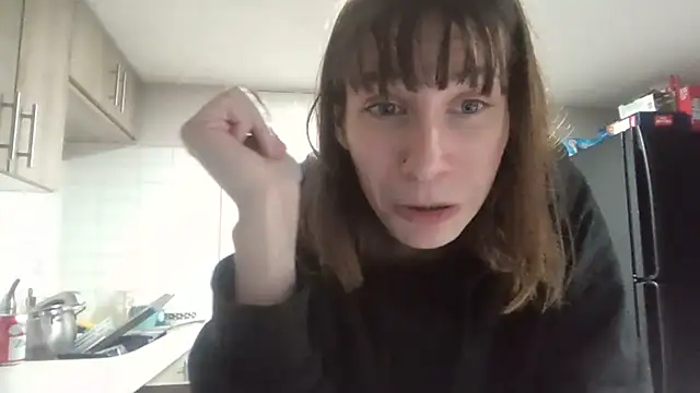 Snapshot of TheSexiest2025 chatting on 12-19-24, 10:21 TheSexiest2025 online show from 12-19-24, 10:21