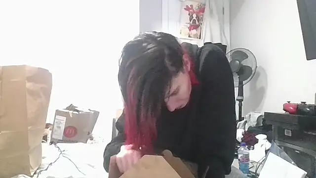 Snapshot of TheSexiest2025 chatting on 03-06-25, 08:16 TheSexiest2025 online show from 03-06-25, 08:16