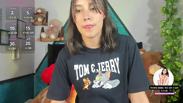 Snapshot of _Sophie__miller chatting on 02-17-25, 07:42 Sophie miller online show from 02-17-25, 07:42