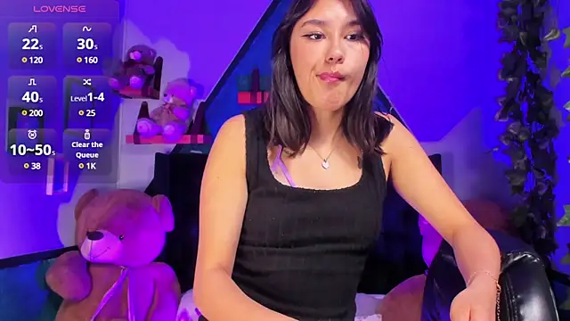 Snapshot of _Sophie__miller chatting on 03-08-25, 02:40 Sophie miller online show from 03-08-25, 02:40