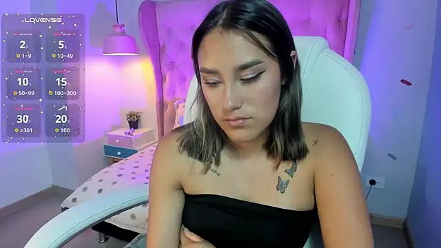 Snapshot of _Sophie__miller chatting on 02-09-26, 07:40 Sophie miller online show from 02-09-26, 07:40