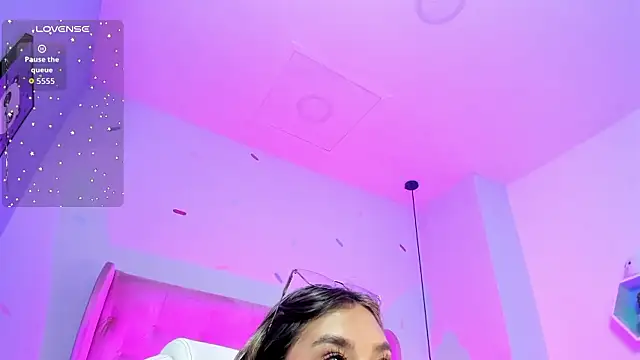 Snapshot of _Sophie__miller chatting on 03-09-26, 06:34 Sophie miller online show from 03-09-26, 06:34