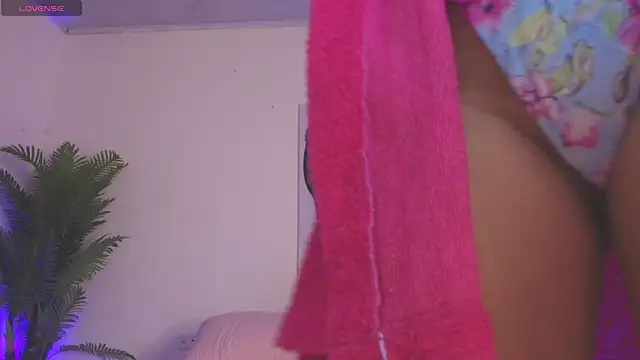 Snapshot of Pammela_Smith chatting on 05-23-26, 08:57 Pammela Smith online show from 05-23-26, 08:57