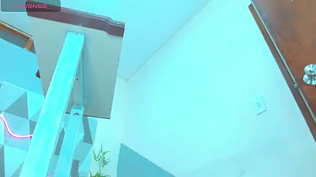 Snapshot of Michellcockxxx chatting on 03-11-25, 11:12 Michellcockxxx online show from 03-11-25, 11:12