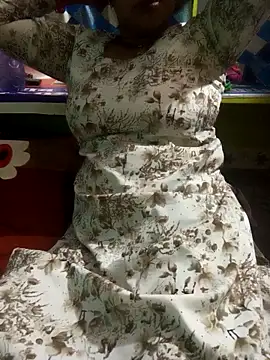 Snapshot of Manjudear chatting on 10-02-25, 08:32 Manjudear online show from 10-02-25, 08:32