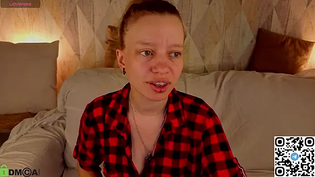 Michelle Blond online show from 06-15-26, 01:08
