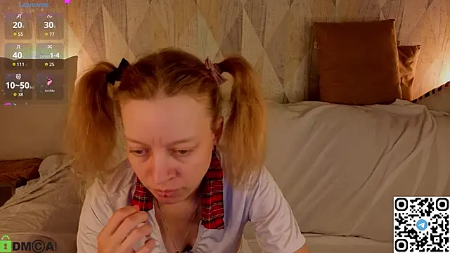 Michelle Blond online show from 06-17-26, 01:08