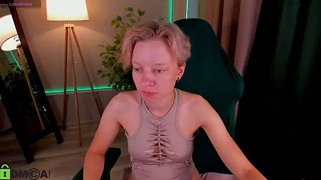 Michelle Blond online show from 07-31-26, 08:14