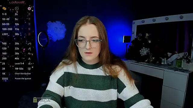 luna berryy online show from 01-11-25, 08:43