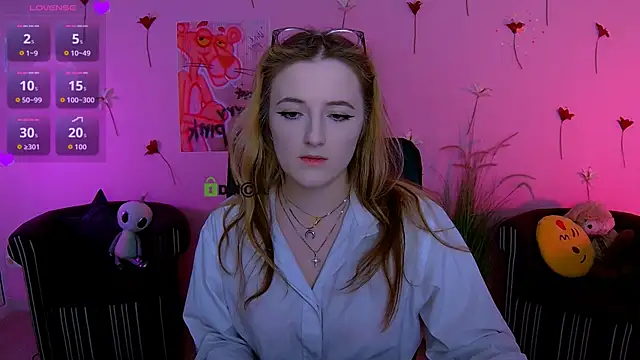 luna berryy online show from 04-17-26, 07:28