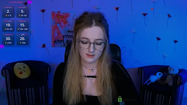 luna berryy online show from 04-22-26, 07:15