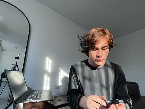 Ne0nn online show from 01-12-25, 09:51