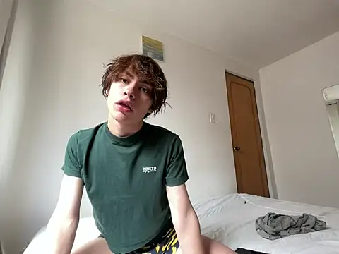 Ne0nn online show from 03-18-25, 02:59