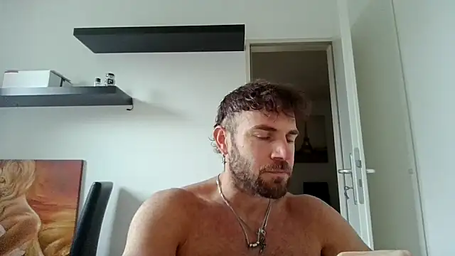 alpha-hunk online show from 09-24-25, 01:47