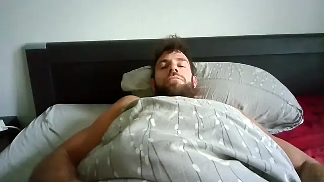 alpha-hunk online show from 10-12-25, 07:40