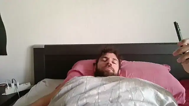 alpha-hunk online show from 10-29-25, 07:32