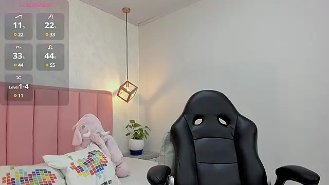 MAYROBERTSS online show from 02-17-25, 12:05