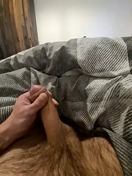 Snapshot of NiceBone000 chatting on 12-04-25, 02:04 NiceBone000 online show from 12-04-25, 02:04