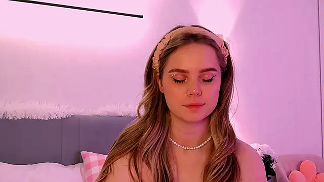 SIlviaBeyt online show from 03-14-25, 09:21