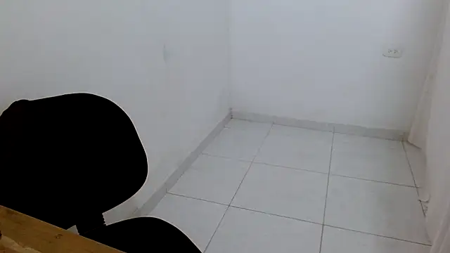 estefania224 online show from 07-17-26, 11:20