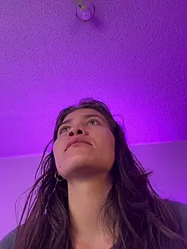 aurora divine online show from 03-26-26, 06:57