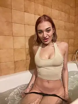 Snapshot of little_nabi chatting on 12-15-24, 02:30 little nabi online show from 12-15-24, 02:30