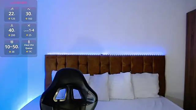 alexiaaross online show from 10-23-25, 06:02