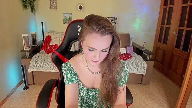 Snapshot of VeronikaVel chatting on 07-08-26, 08:57 VeronikaVel online show from 07-08-26, 08:57