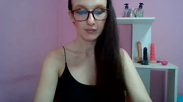 LolaBoobs online show from 06-17-26, 11:01