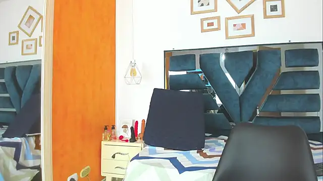 LolaBoobs online show from 07-12-26, 01:02