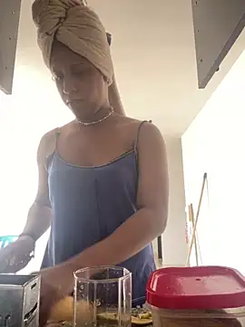 Snapshot of zahrivk1 chatting on 03-06-25, 07:21 zahrivk1 online show from 03-06-25, 07:21