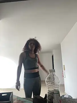 Snapshot of zahrivk1 chatting on 03-07-25, 07:38 zahrivk1 online show from 03-07-25, 07:38