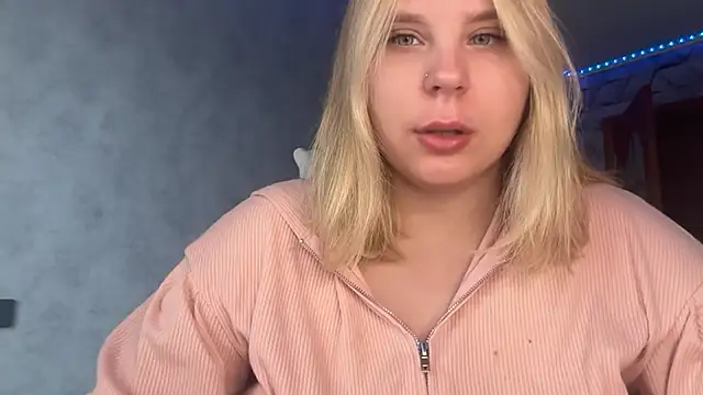 Thalia  Star online show from 10-29-25, 09:00