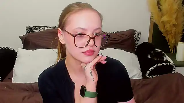 Snapshot of rora_skyline chatting on 02-18-26, 02:13 rora skyline online show from 02-18-26, 02:13