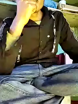 Snapshot of scmylife chatting on 03-06-25, 04:07 scmylife online show from 03-06-25, 04:07