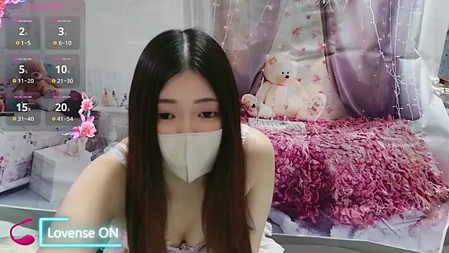 Snapshot of -REIREI- chatting on 12-06-24, 05:44 -REIREI- online show from 12-06-24, 05:44