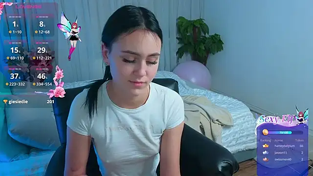 Snapshot of CooperAllana chatting on 02-06-25, 11:43 CooperAllana online show from 02-06-25, 11:43