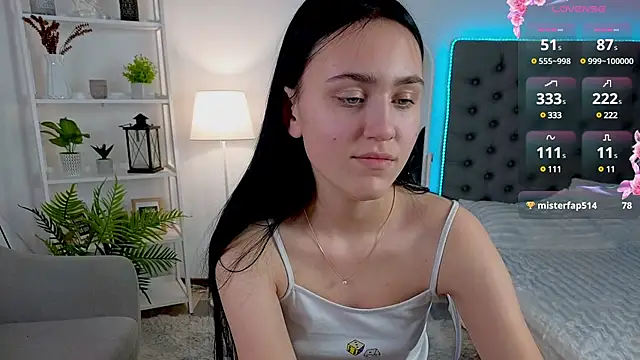 Snapshot of CooperAllana chatting on 02-25-25, 12:13 CooperAllana online show from 02-25-25, 12:13